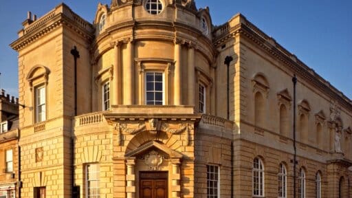 Creative masterclasses at Victoria Art Gallery
